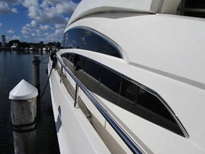 GRACE 52 Side Deck
