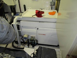GRACE 80 Portside Generator