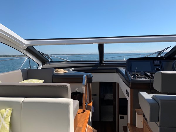 37_2019 50ft Sunseeker Predator LYDIA SWAG