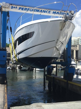 89_2019 50ft Sunseeker Predator LYDIA SWAG