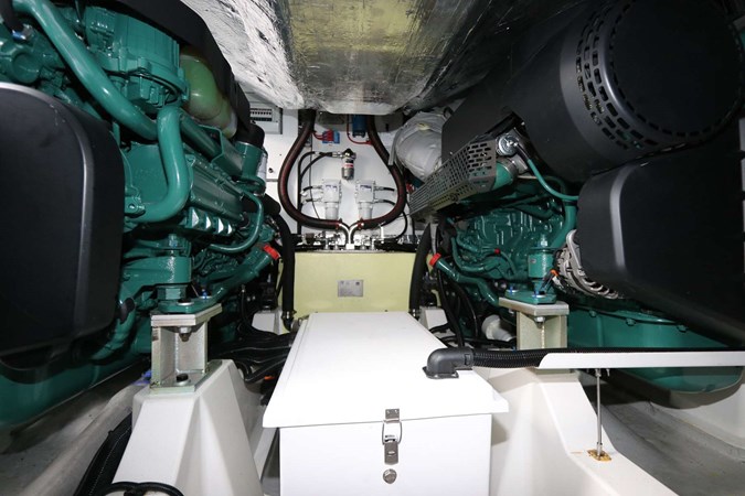 77_2019 50ft Sunseeker Predator LYDIA SWAG