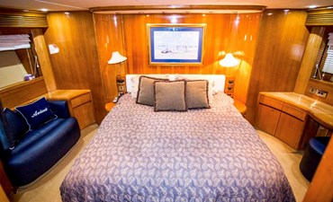 AVICCI 7 AVICCI 2002 VIKING  Motor Yacht Yacht MLS #275806 7