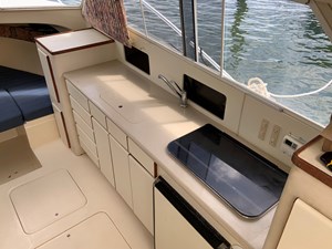 PHOENIX 29 SFX 9 09.galley