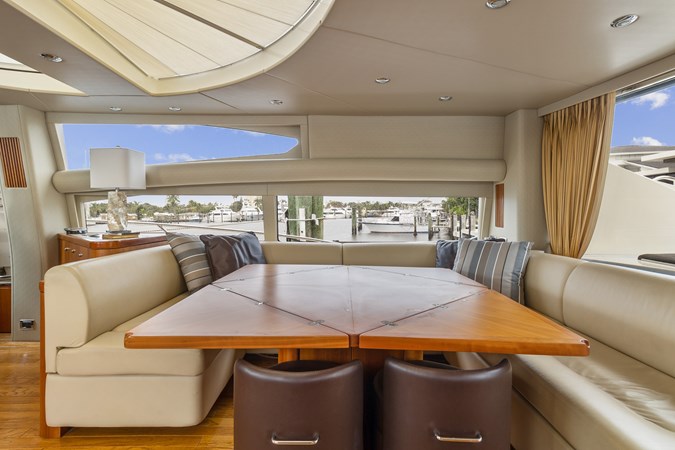 23_2006 82ft Sunseeker Predator HER WAY