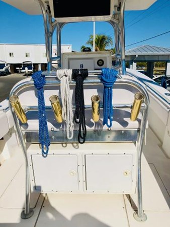 17_2004 31ft Contender 31 Open