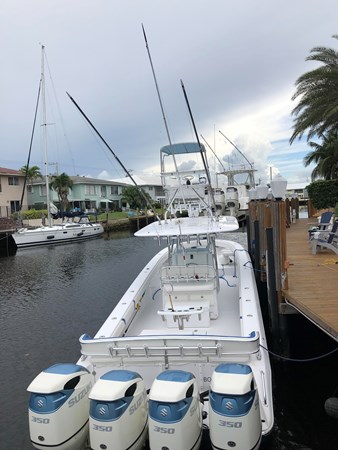 14_2009 41ft Bahama 41 ON THE EDGE