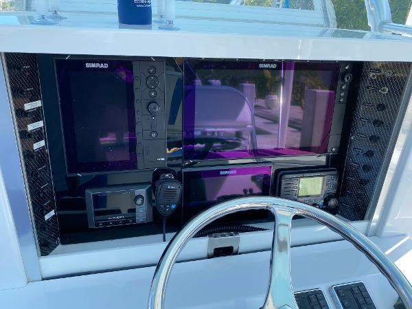 21_2009 41ft Bahama 41 ON THE EDGE