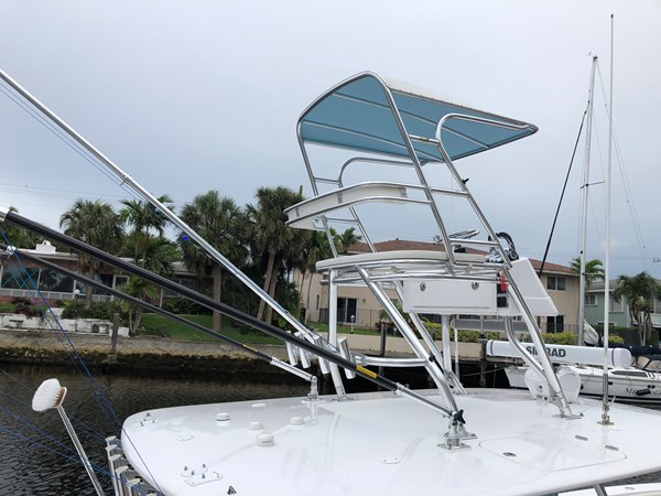 27_2009 41ft Bahama 41 ON THE EDGE