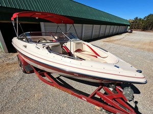 2000 Glastron GX225 7 GOPR0436