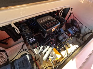 2000 Glastron GX225 32 GOPR0483