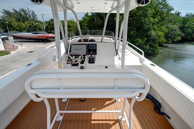 15_2008 37ft Intrepid 37 NEVER GIVE UP