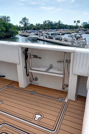 22_2008 37ft Intrepid 37 NEVER GIVE UP