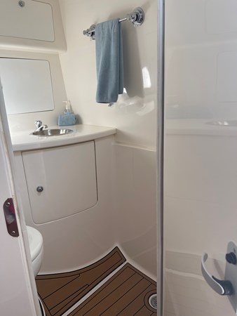 45_2008 37ft Intrepid 37 NEVER GIVE UP