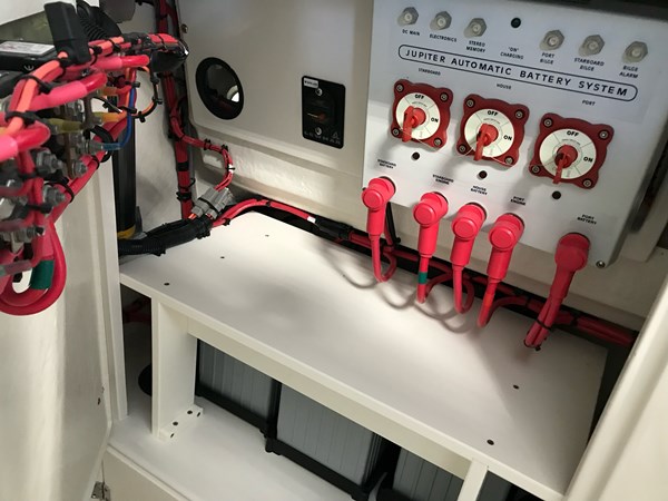 16.1 _2018 30ft Jupiter 30HFS