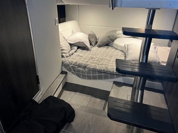 13_2021 38' Formula Super Sport Crossover OB