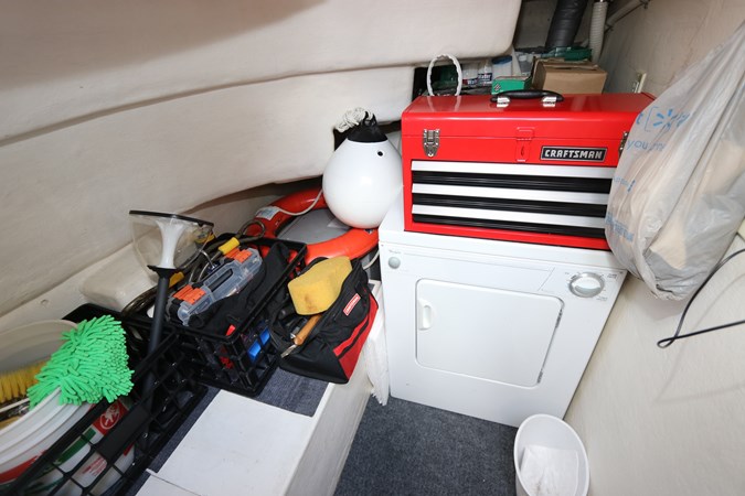 49_2005 56ft Neptunus 56 Express FIVE STAR