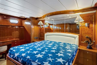 PORK CHOP 14 MASTER STATEROOM