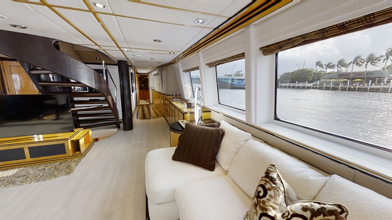 MY-ENTOURAGE-2025-04012022_224717