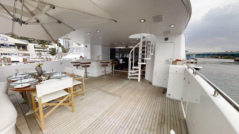 MY-ENTOURAGE-2025-AFT DECK