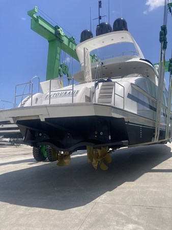 Stern out of water view