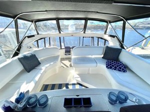 43 Motor Yacht 22 23