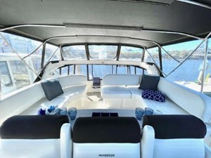 43 Motor Yacht 24 25