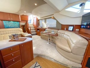 43 Motor Yacht 38 39
