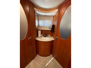 43 Motor Yacht 44 45