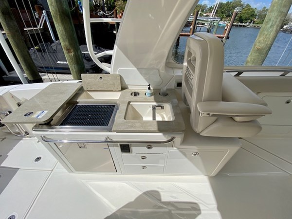 15_2020 38ft Boston Whaler 38 Realm CINDY SEAS