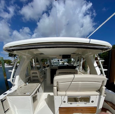 16_2020 38ft Boston Whaler 38 Realm CINDY SEAS