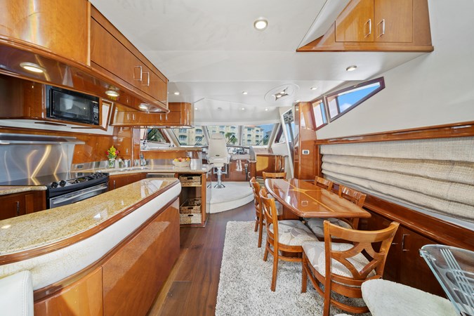 24 _ 2006 65ft Marquis Motor Yacht Pilot House OFF THE GRID