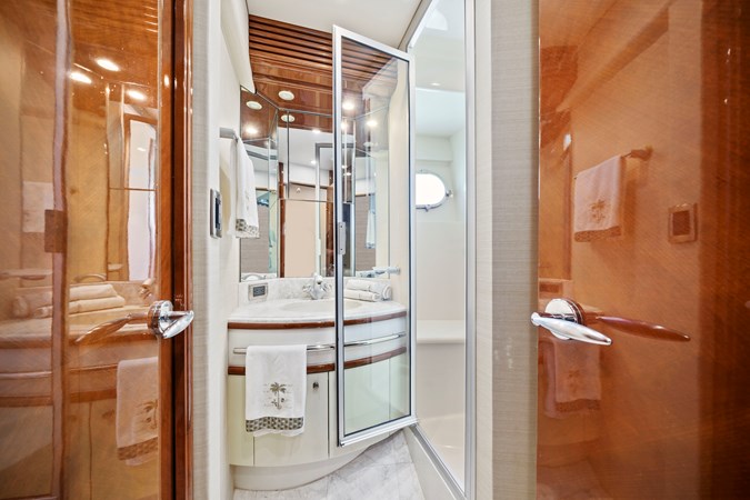 35 _ 2006 65ft Marquis Motor Yacht Pilot House OFF THE GRID