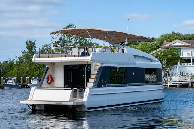 44_overblue_powercat_profiles_15