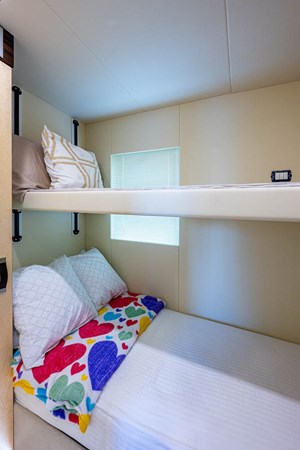 44_overblue_powercat_starboard_guest_stateroom_1