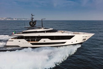 Etoile 10 Etoile 2023 CUSTOM LINE CL 106 Motor Yacht Yacht MLS #306131 10