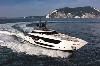 Etoile 12 Etoile 2023 CUSTOM LINE CL 106 Motor Yacht Yacht MLS #306131 12