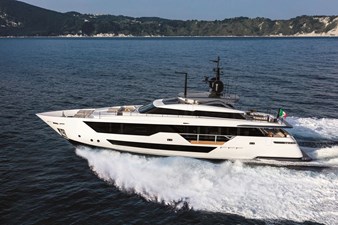 Etoile 17 Etoile 2023 CUSTOM LINE CL 106 Motor Yacht Yacht MLS #306131 17