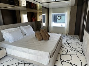 Etoile 40 Etoile 2023 CUSTOM LINE CL 106 Motor Yacht Yacht MLS #306131 40