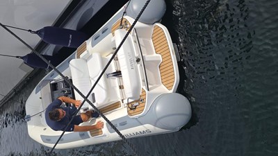 Etoile 59 Etoile 2023 CUSTOM LINE CL 106 Motor Yacht Yacht MLS #306131 59