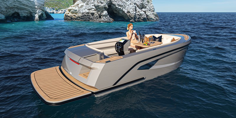 AS 18 - HALF SIDE STERN VIEW