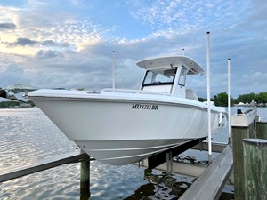 EVERGLADES 295 CENTER CONSOLE 0 b61389  COVER PHOTO