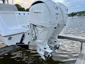EVERGLADES 295 CENTER CONSOLE 1 B61389 2