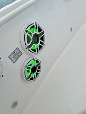 EVERGLADES 295 CENTER CONSOLE 17 B61389 18