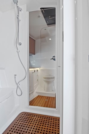 26_2020 47ft Intrepid 477 Evolution