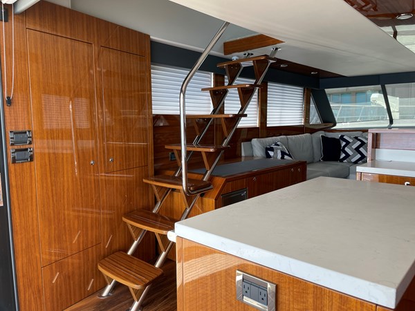 11 _2020 59ft Maritimo M59 ABOVE AND BEYOND