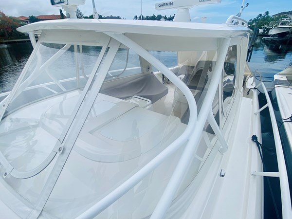 13_2008 39ft Intrepid 390 Sport Yacht