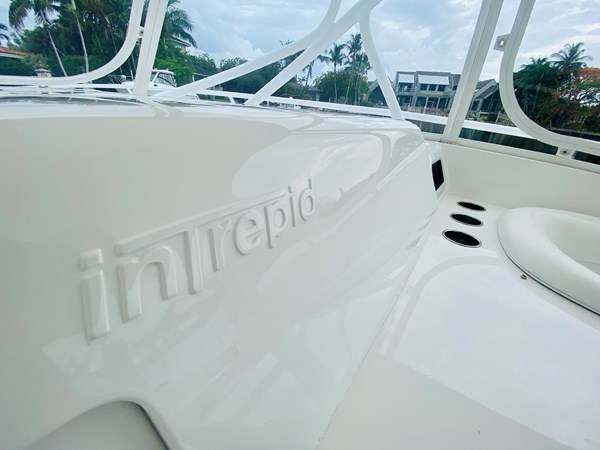 47_2008 39ft Intrepid 390 Sport Yacht