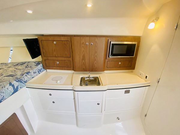 54_2008 39ft Intrepid 390 Sport Yacht