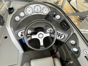 2005 Moomba Mobius LSV 12 IMG_3752