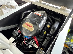2005 Moomba Mobius LSV 35 IMG_3775
